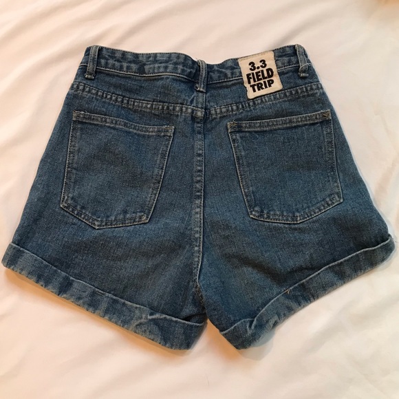 High waisted denim shorts -bought in Hong Kong - Picture 5 of 7